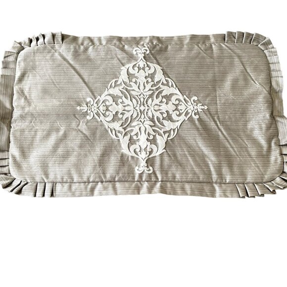 J Queen New York Decorative Pillow Sham Gray White Pleated Trim u - Picture 1 of 6